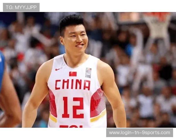 李根突破造杀伤，广东攻防转换流畅